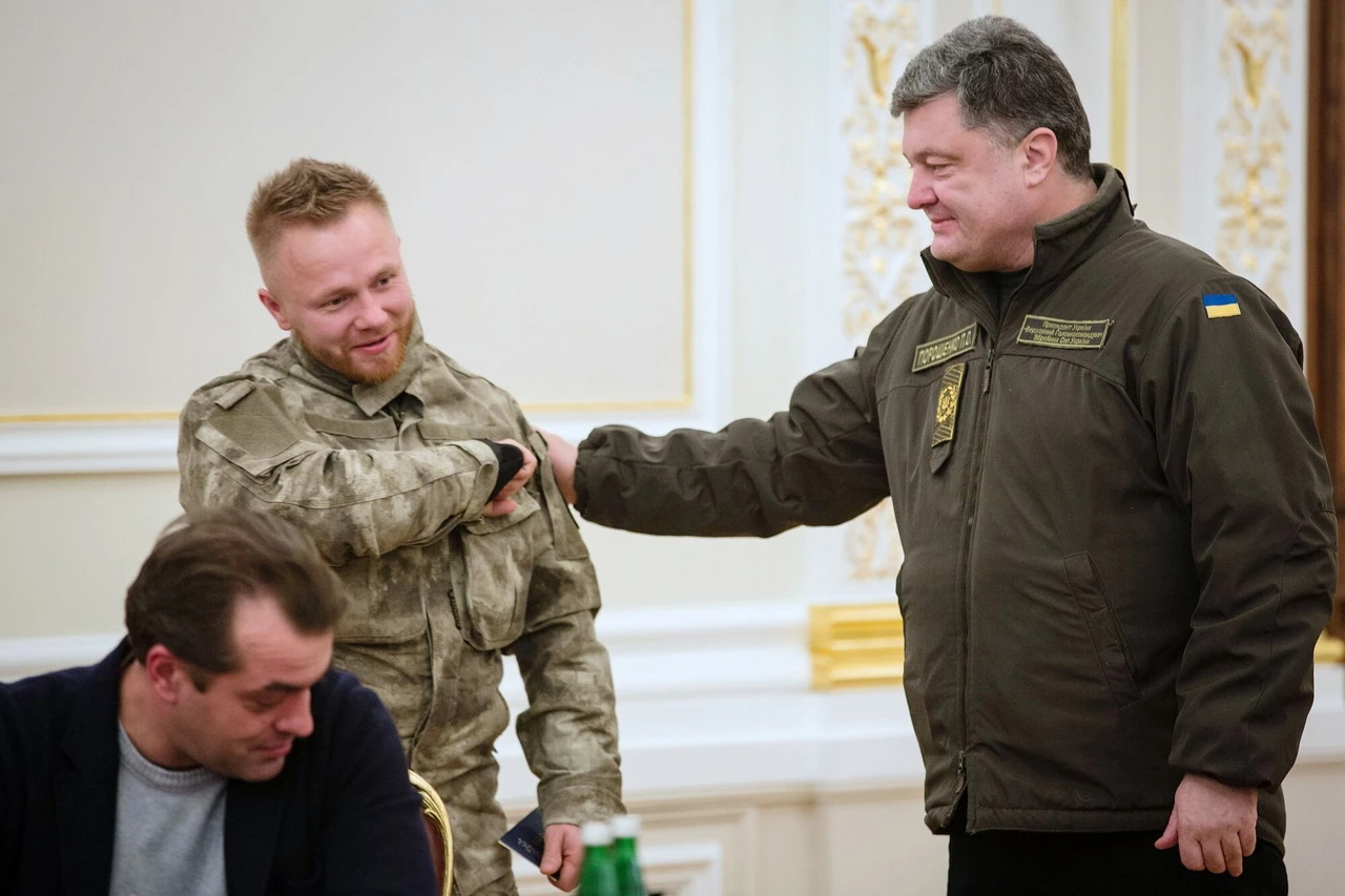 Suspicious deaths around Azov fighter remain uninvestigated