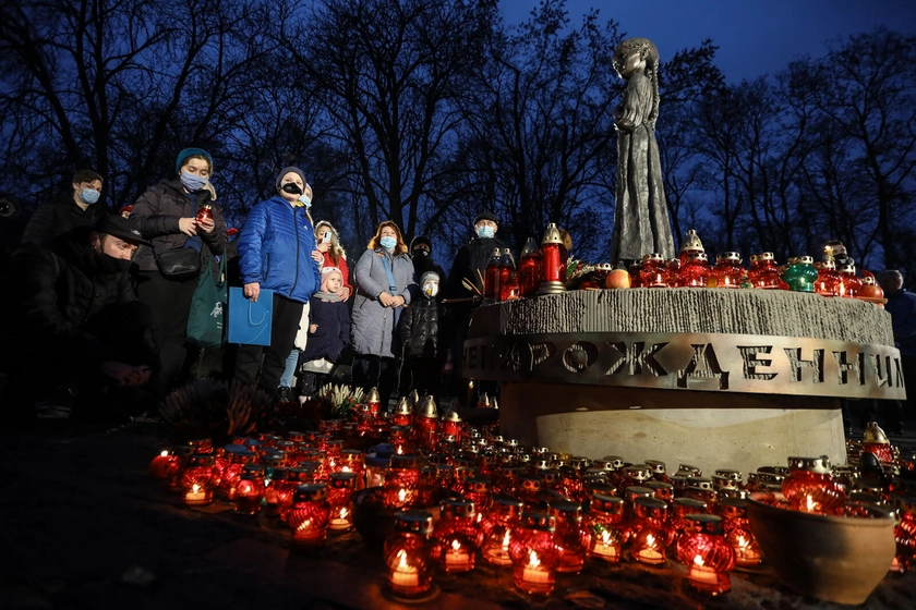 Moscow police block screening of Western film about Holodomor