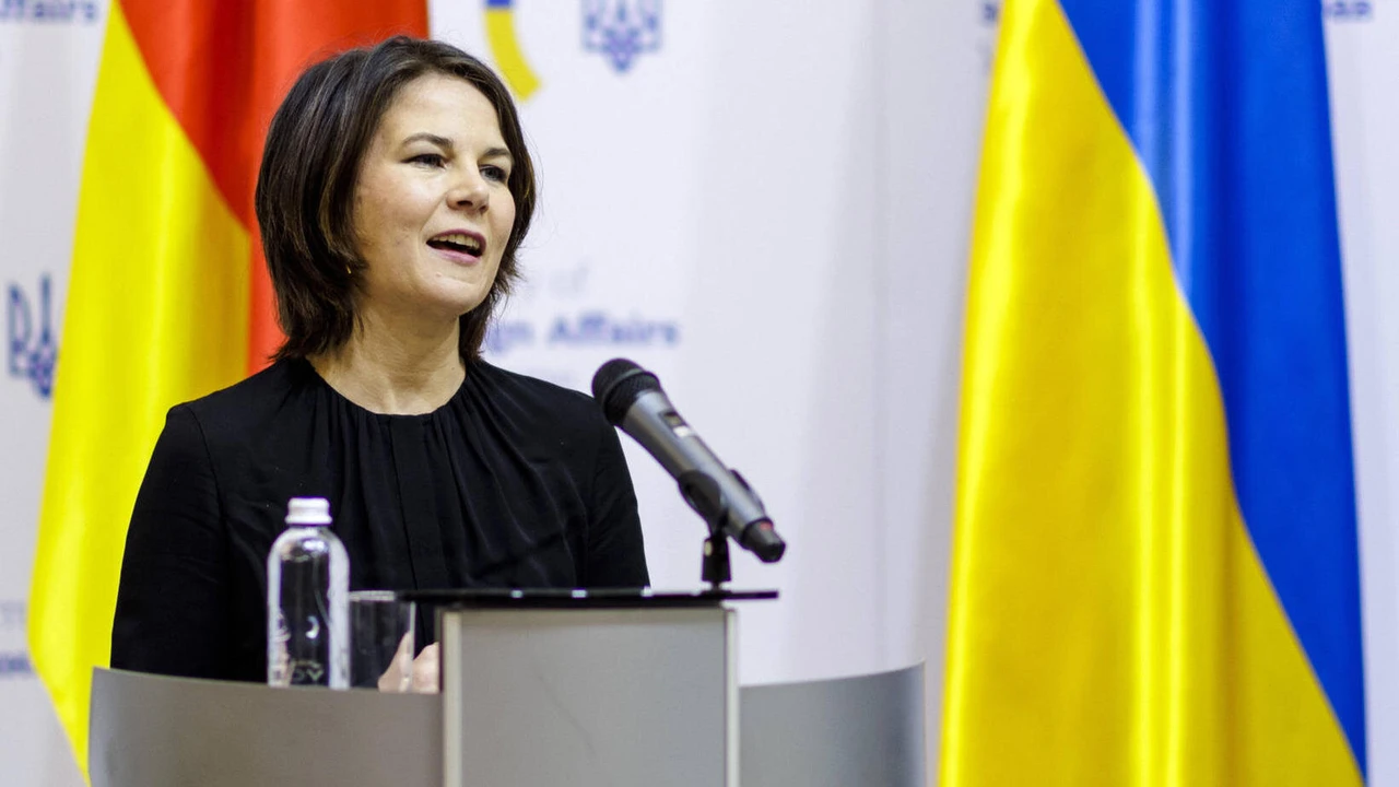 Baerbock Visit Puts Ukrainian-German Relations in Spotlight