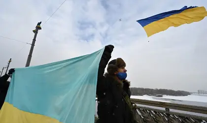 قطار “الوحدة” يحمل علم أوكرانيا عبر 12 منطقة