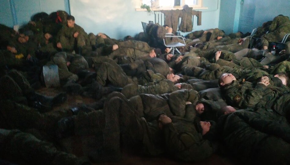 Russian Soldiers Mothers Group: Troops Abandoned In Awful Conditions