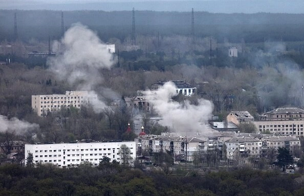 RF intensifies attacks on Ukrainian bastion town Popasna, UAF lead elements advancing on Kherson