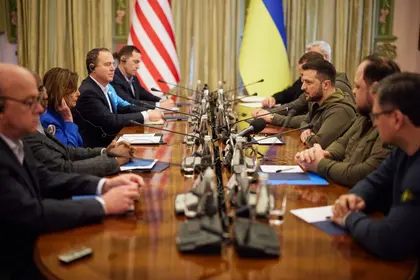 Zelensky, Pelosi meet in Kyiv