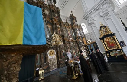 الروح المنقسمة.. الكنائس الأرثوذكسية المتنافسة تشن حرب الظل في أوكرانيا