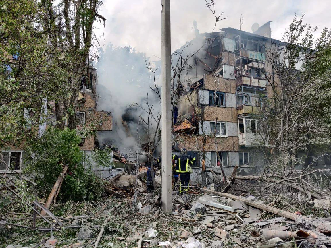 One Adult Killed, child injured in Russian Bombing of Donetsk Regional Town of Bakhmut