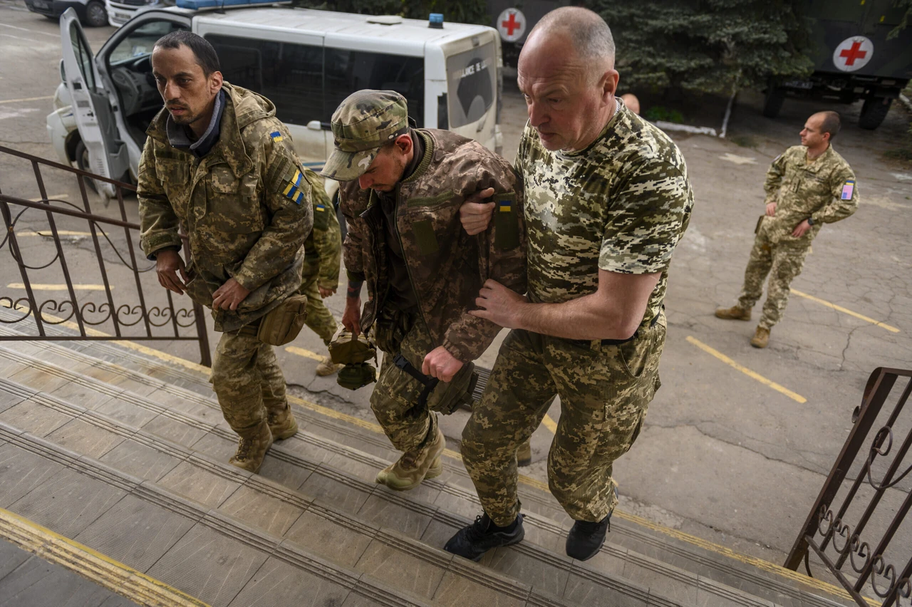 Meet Ukraine’s Defenders: (2) Ambulance Driver Oleksandr Saienko, 25th Airborne Brigade