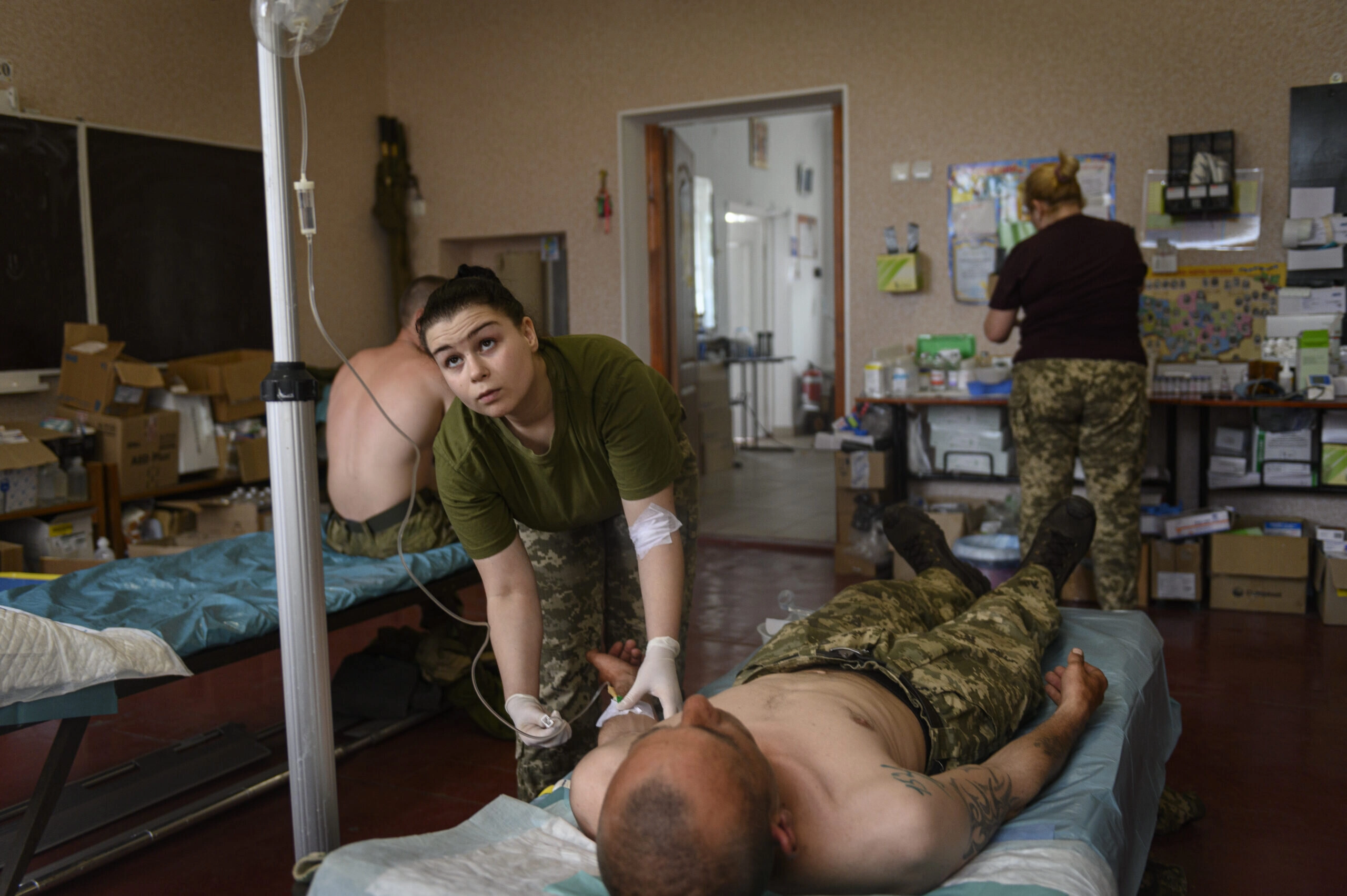 Зустріч із захисниками України: медсестра Центру прийому поранених Олена Саприкіна, 25-а повітрянодесантна бригада