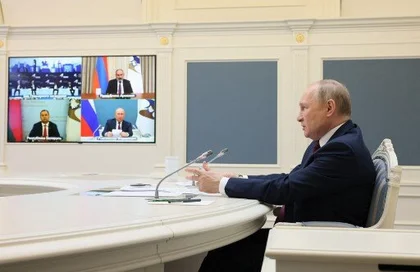 Putin Reportedly Losing Sight, Given Three Years to Live