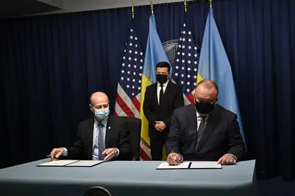 Energoatom, American Westinghouse sign agreement on supply of nuclear fuel