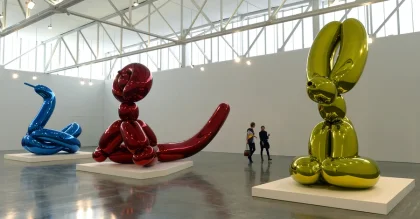 Pinchuk family to put up Koons’ sculpture with estimated value of $7.6-12.6 mln at Christie’s to raise funds