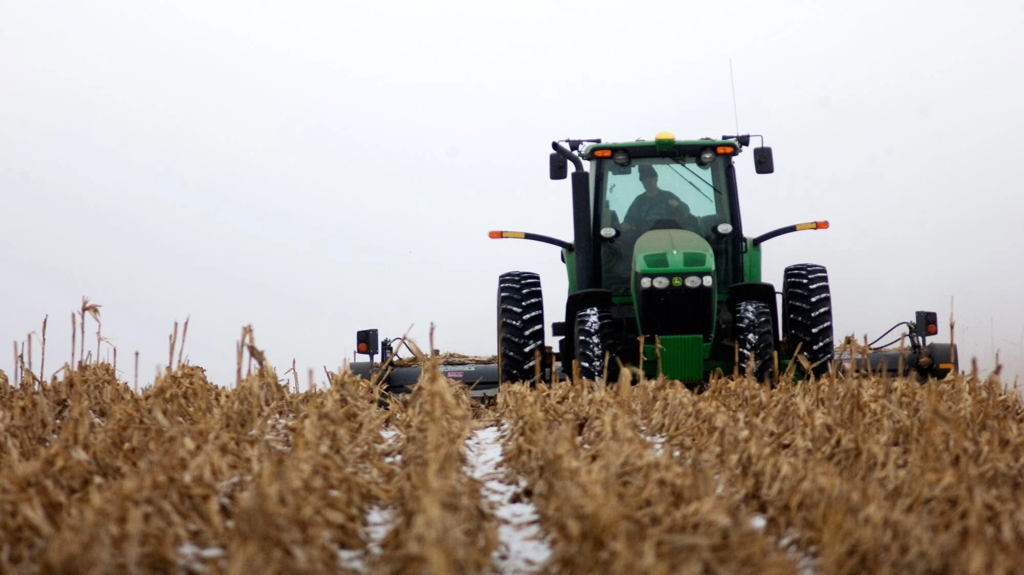 School of War: Unwritten Rules for Ukraine’s Embattled Farmers