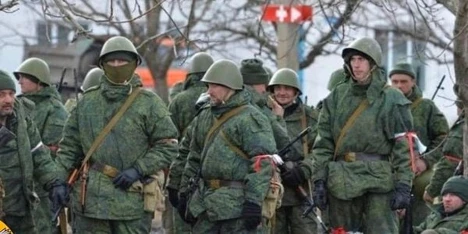 Russian occupiers recruiting Ukrainian citizens to fight for Russia