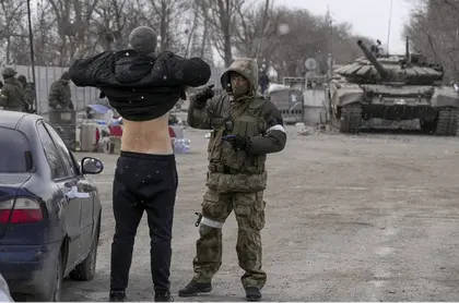 Russian Occupiers Keep 10,000+ Mariupol Residents in Filtration Camps