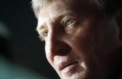 Akhmetov’s Media Empire Whimpers to a Close