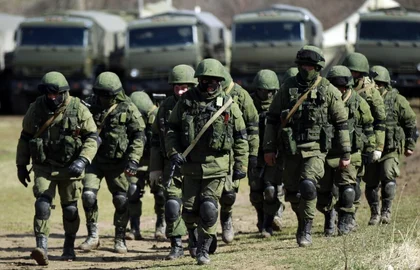 Росія перекидає велику кількість військ на територію окупованого Криму