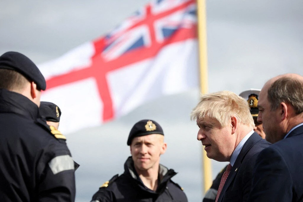 Britain to Provide Warships to Ukraine