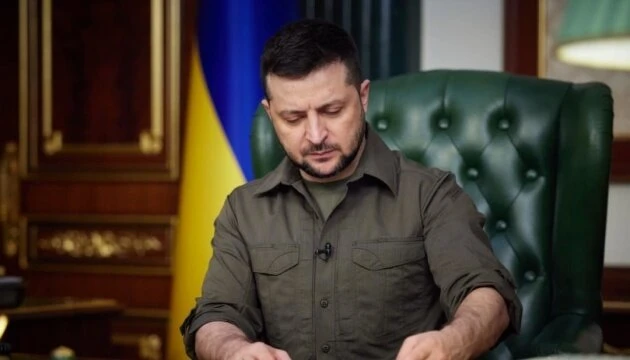 Zelensky Signs New Laws to Protect Journalists and Civilians
