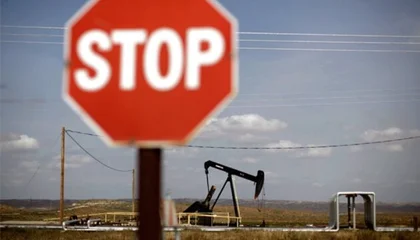 ЄС зупинить більшу частину закупівель нафти в Росії