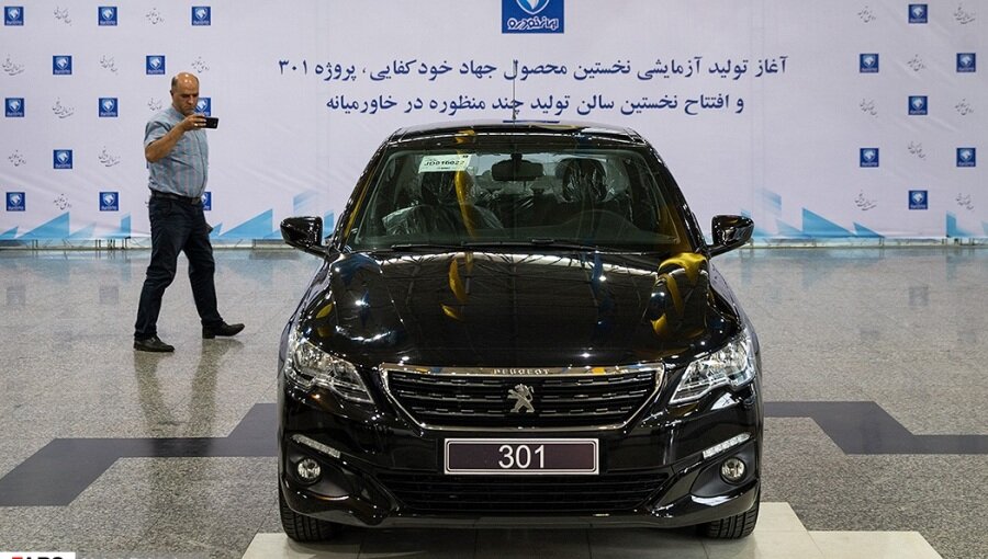 Iran’s Top Automaker Sets Sights on Russian Market Following Sanctions