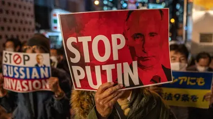 Ukraine Demands World Leaders Place More Sanctions on Russia