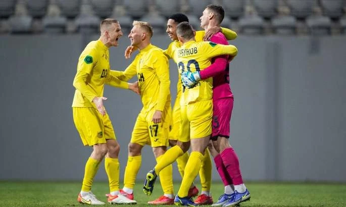 Football match in Ukraine lasts 4.5 hours due to air-raid alarms