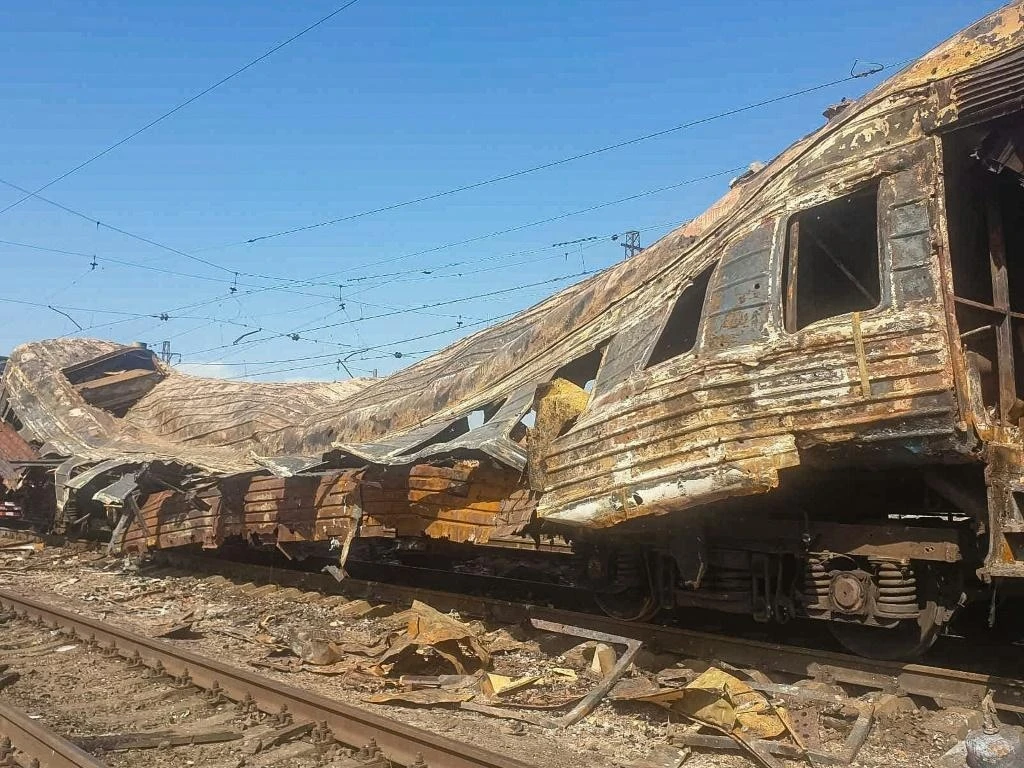 Deadly Russian Strike Shatters Ukraine Rail Hub