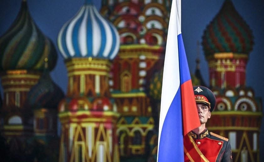 Kremlin makes it easier for Ukrainians to live, work in Russia