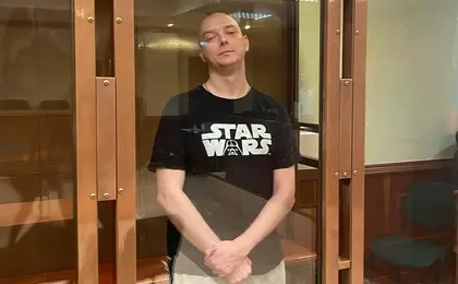 Russian court jails ex-reporter for 22 years for treason.