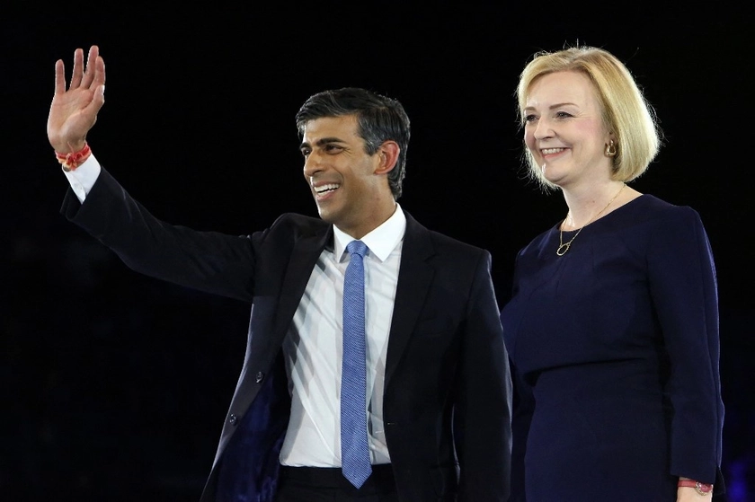 Truss v Sunak: Contrasting Approaches in UK Leadership Battle