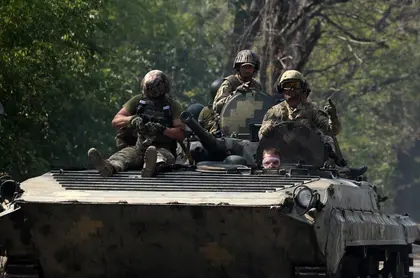 Ukraine claims battlefield breakthroughs as Blinken ramps up aid