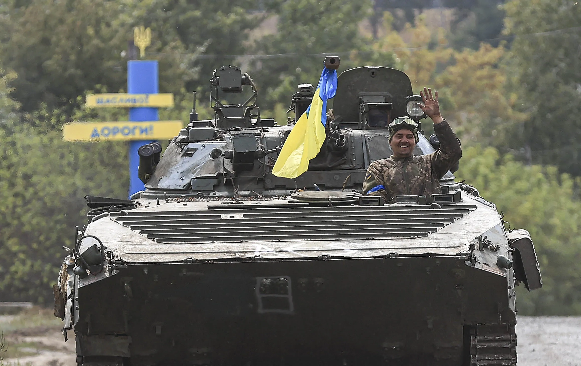 Ukraine says Some Troops Advancing ‘Dozens of Kilometres’ in South