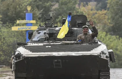 Україна каже, що деякі війська просуваються на «десятки кілометрів» на півдні