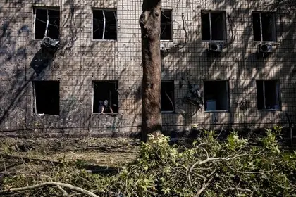 Two People Killed After Russian Invaders Struck Mykolaiv City Last Night