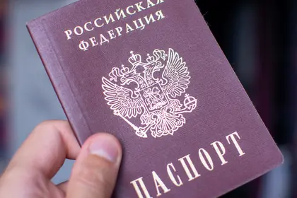 Russians Banned from Entering Four Further Countries