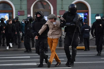 На нових акціях проти мобілізації в Росії затримали вже понад 800 людей