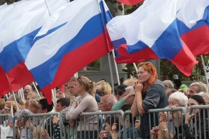 Russia Planning to Establish a New Crimean Federal District?