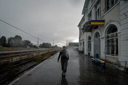 Як волонтерська пекарня рятує від голоду зруйноване селище на Харківщині