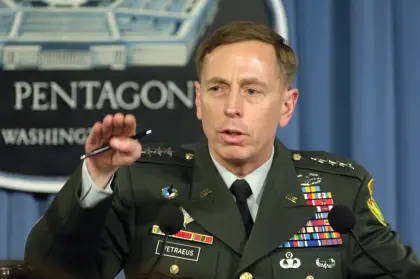 Petraeus: US Would Destroy Russia’s Troops if Nukes Used in Ukraine