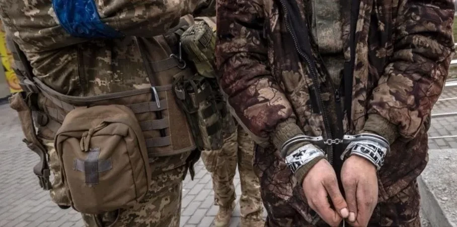 Thousands of Russian Troops Contact Ukraine’s “Surrender Hotline”