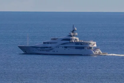 Putin’s Superyacht Spotted Off Estonia Coast – Continues to Dodge Sanctions