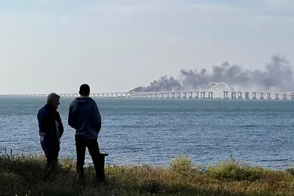 Eight Arrested for Crimea Bridge Attack, More Explosions Heard