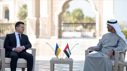 رئيس الإمارات يؤكد لنظيره الأوكراني سعيه للوصول لتهدئة مع روسيا