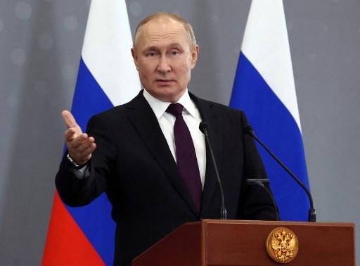بوتين يعلن فرض الأحكام العرفية في المناطق الأوكرانية المحتلة