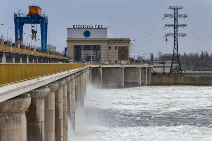 Zelensky Accuses Russia of Mining Dam in South Ukraine