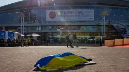 17-Hr Bus Ride No Barrier For Ukrainians at Frankfurt Book Fair