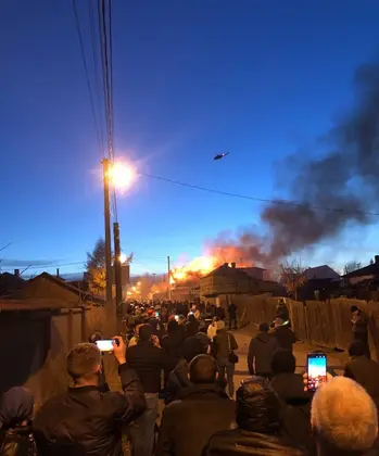 У російському Іркутську винищувач Су-30 упав на житловий будинок