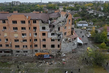 Fury At Putin In Mykolaiv Near Ukraine Front