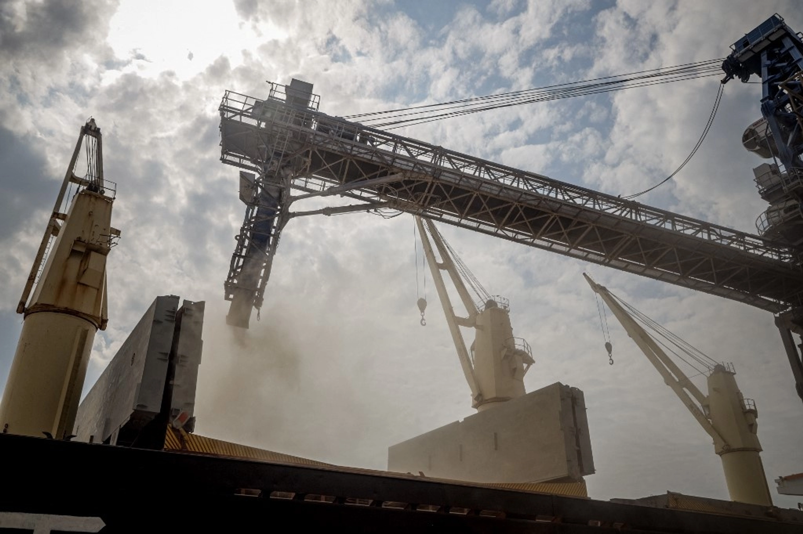 UN Chief Urges Extension of Ukraine-Russia Grain Deal