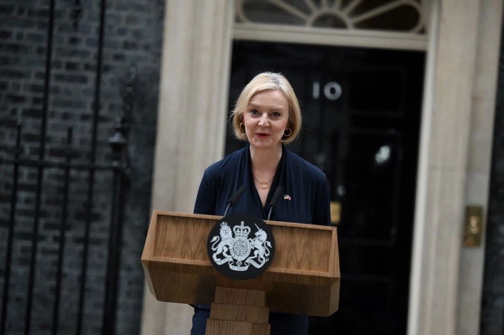Calls for UK to Probe Reported Hacking of Liz Truss’s Phone