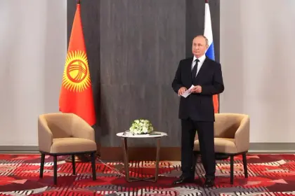 بوتين يتطلع إلى إعادة تأكيد دوره في المحادثات مع أرمينيا وأذربيجان